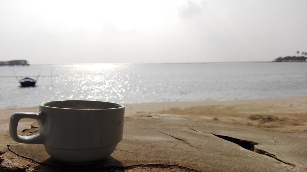 Rip Tide Vacation Inn, K.Guraidhoo Гурайдо Екстериор снимка
