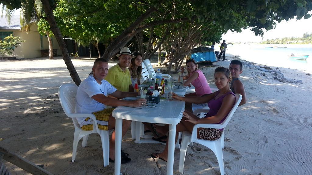 Rip Tide Vacation Inn, K.Guraidhoo Гурайдо Екстериор снимка