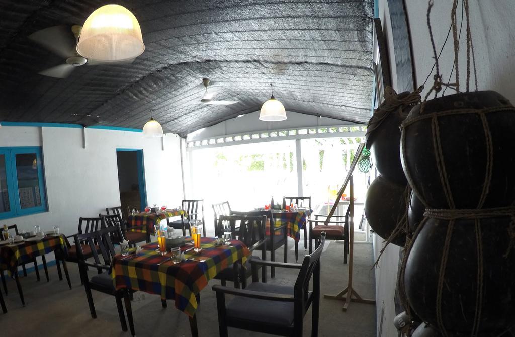 Rip Tide Vacation Inn, K.Guraidhoo Гурайдо Екстериор снимка