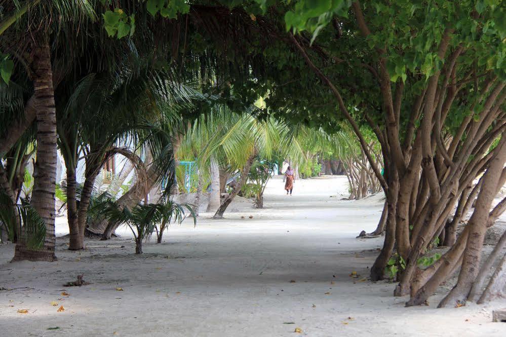 Rip Tide Vacation Inn, K.Guraidhoo Гурайдо Екстериор снимка